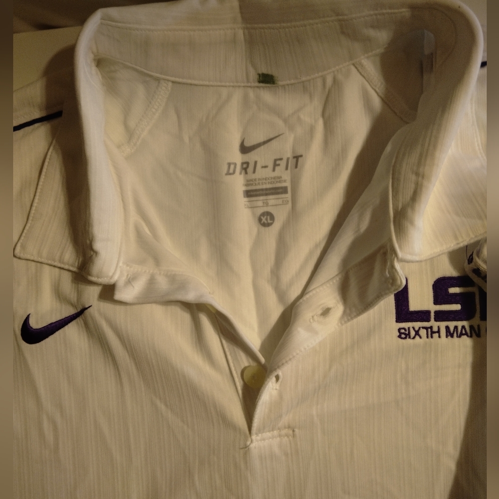 Shirt - Picture 3 of 5